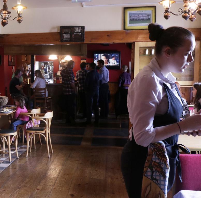 The Seaview Tavern Ballygorman Luaran gambar