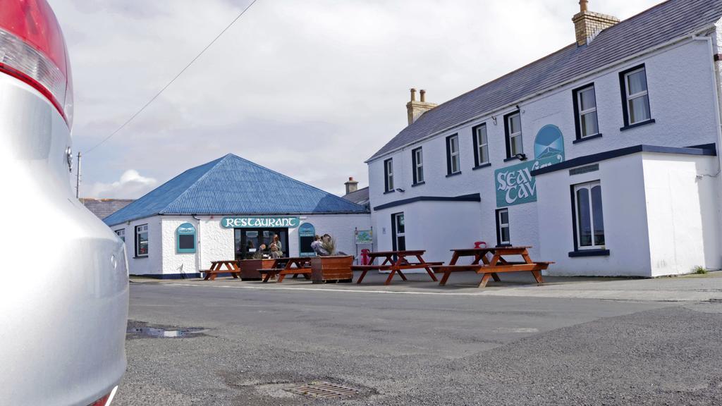 The Seaview Tavern Ballygorman Luaran gambar