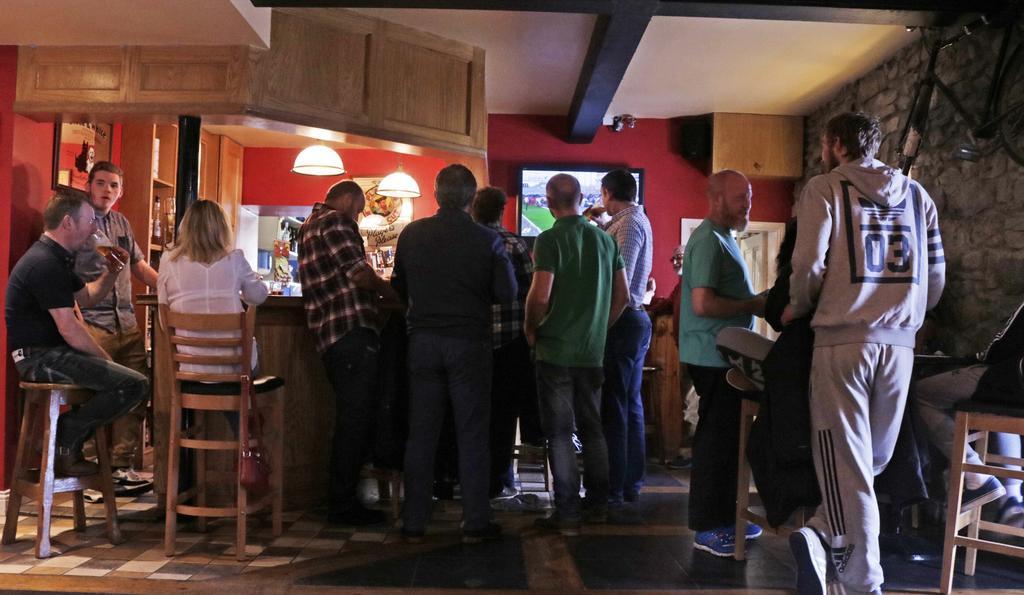 The Seaview Tavern Ballygorman Luaran gambar